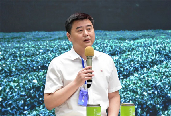 新理念、新時(shí)尚、新方式、新感受——德宇集團(tuán)舉行2022得雨活茶新品發(fā)布推廣會(huì)