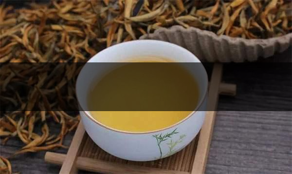 四招（方面）教你學(xué)會辨別茶的新陳！-1
