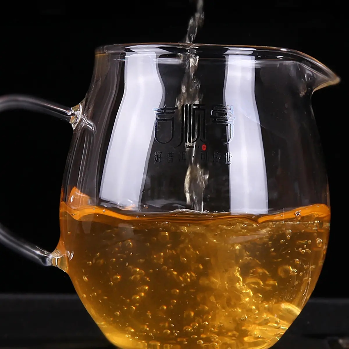 ?這個(gè)普洱有點(diǎn)甜，什么甜？冰糖甜！