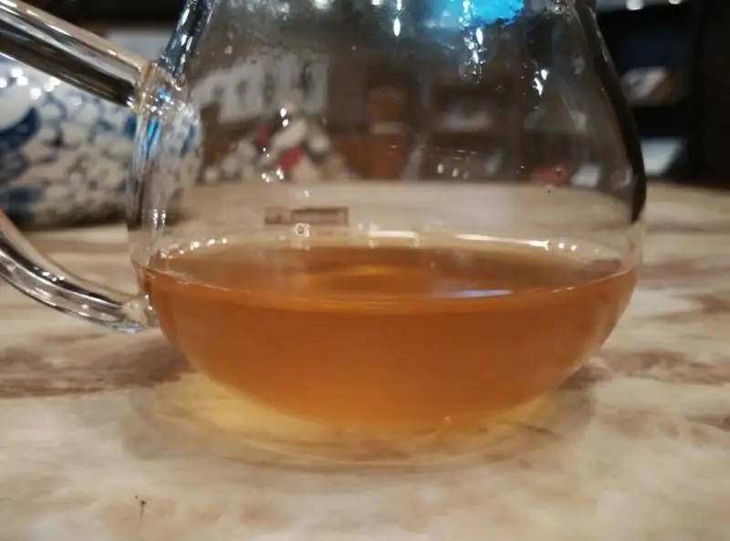 普洱茶湯冷卻后為何會變渾濁？