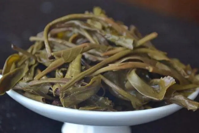 茶梗對普洱茶有什么重要的作用？丨知識