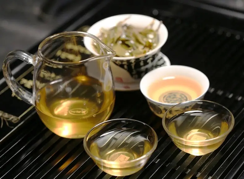 泡茶用什么水？礦泉水，純凈水還是自來水？老中醫(yī)的做法值得參考