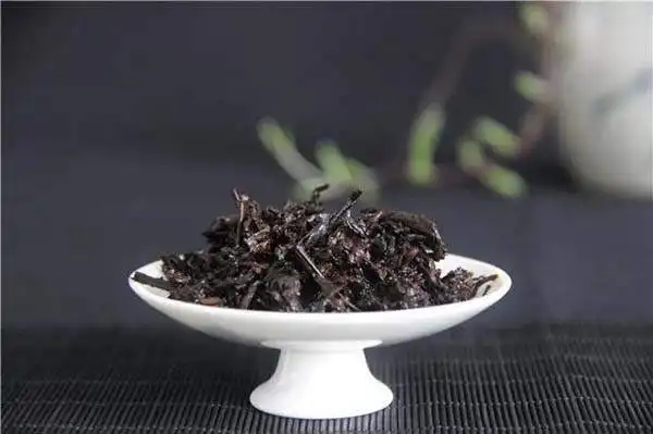 判斷普洱茶是不是好料，只看一個地方！