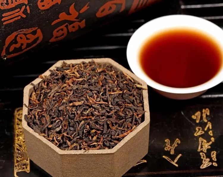 生茶熟茶區(qū)別居然那么大，你喝對(duì)了嗎
