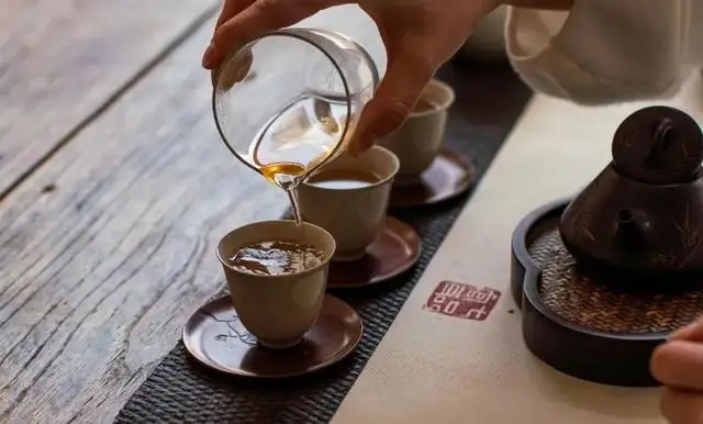 在家喝茶，或許才是我們對抗疫情的貢獻